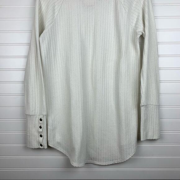 Chaser Waffle Knit Long Sleeve Thermal Top with Button Sleeves Medium - Picture 6 of 11